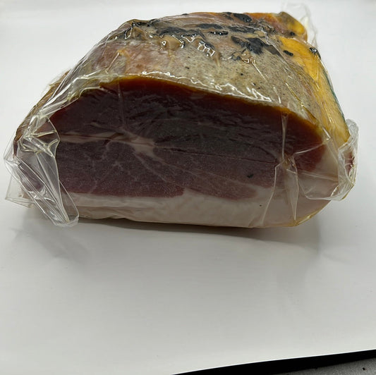 Subissati Prosciutto Crudo al Tartufo | Dry-cured Ham with Truffle | +/- 2Kg